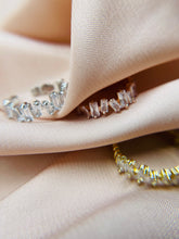 Load image into Gallery viewer, Cluster Ring