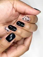 Load image into Gallery viewer, Shattered Sophistication Nail Wraps
